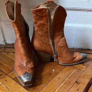 Free people Western style bootie